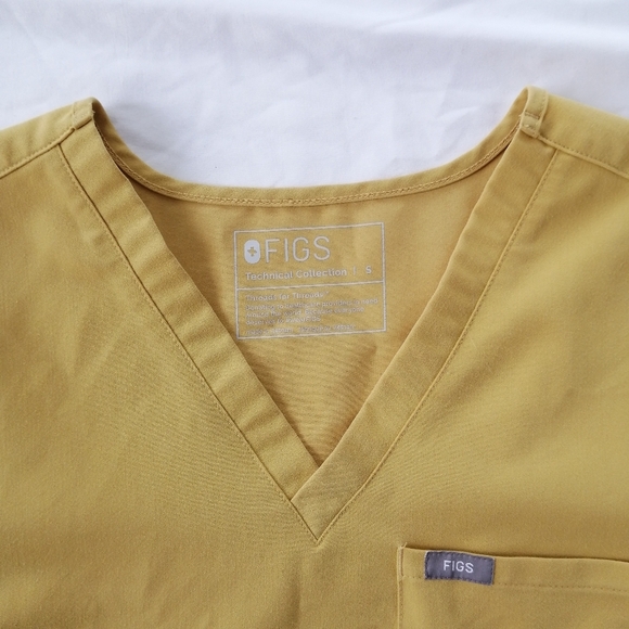 Figs Catarina One Pocket Short Sleeve Scrub Top Yellow Small - Picture 7 of 13